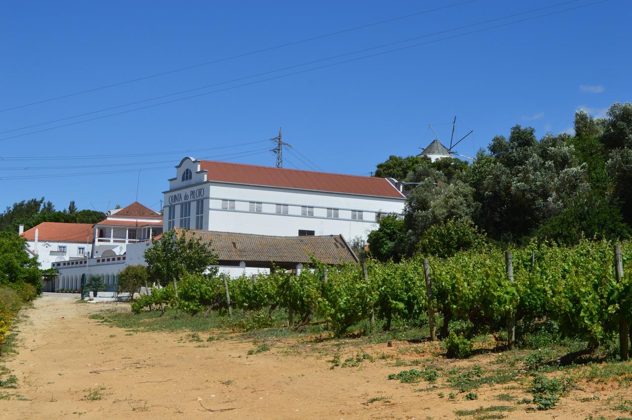 Quinta Do Piloto Guest House Palmela Exterior photo